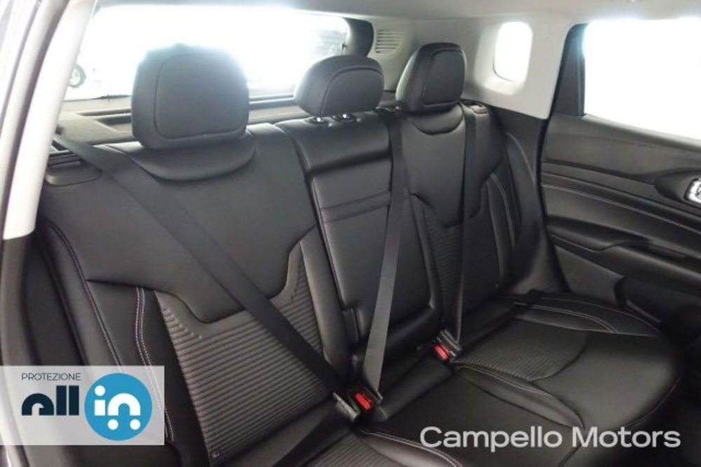 Jeep Compass nuova a Venezia (7)