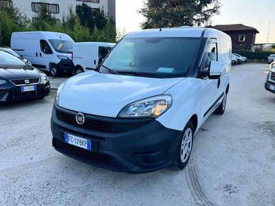 Fiat Dobl&ograve; Furgone 1.6 MJT 105CV PC-TN Cargo Lamierato SX  del 2016 usata a Milano