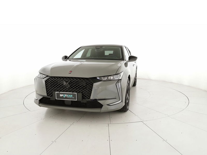 Ds DS 4 DS4 1.6 e-tense phev Performance Line 225cv auto nuova a San Salvo