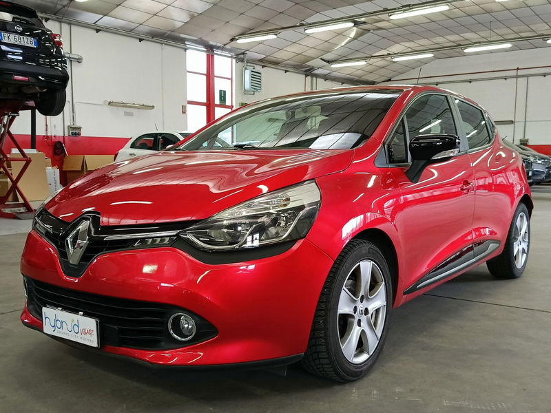 Renault Clio 1.2 75CV 5 porte Wave  del 2013 usata a Monza