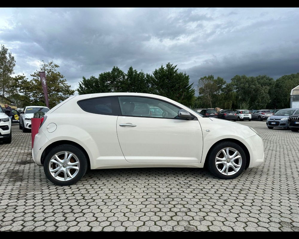 Alfa Romeo MiTo usata a Lucca (8)