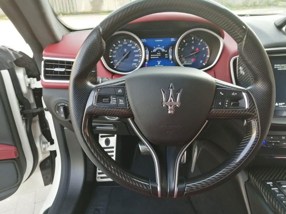 Maserati Ghibli usata a Agrigento (16)