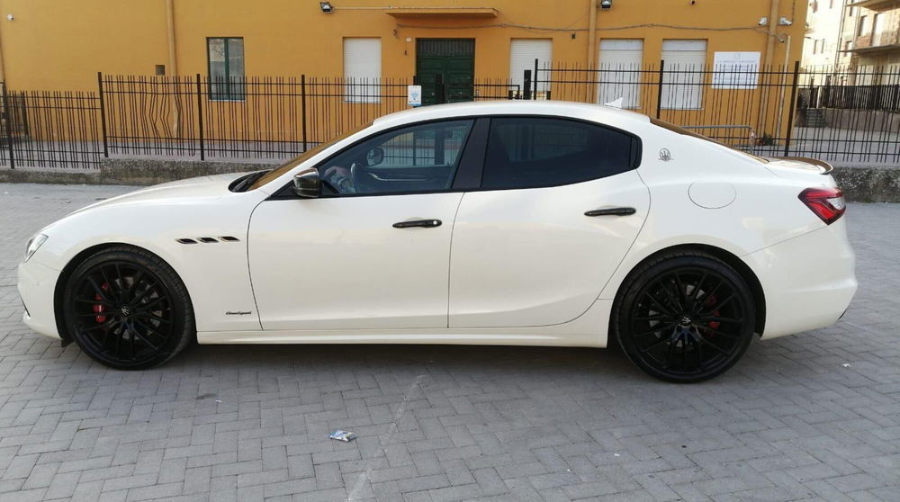 Maserati Ghibli usata a Agrigento (4)