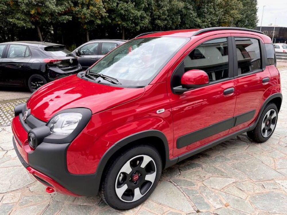 Fiat Panda Cross nuova a Milano