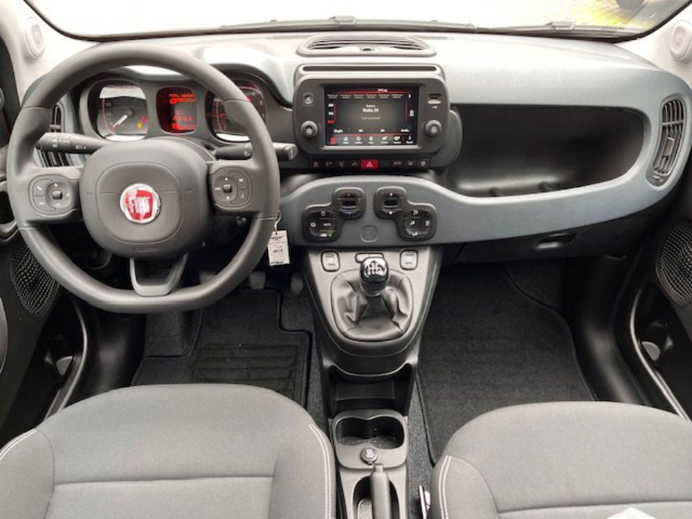 Fiat Panda Cross nuova a Milano (6)