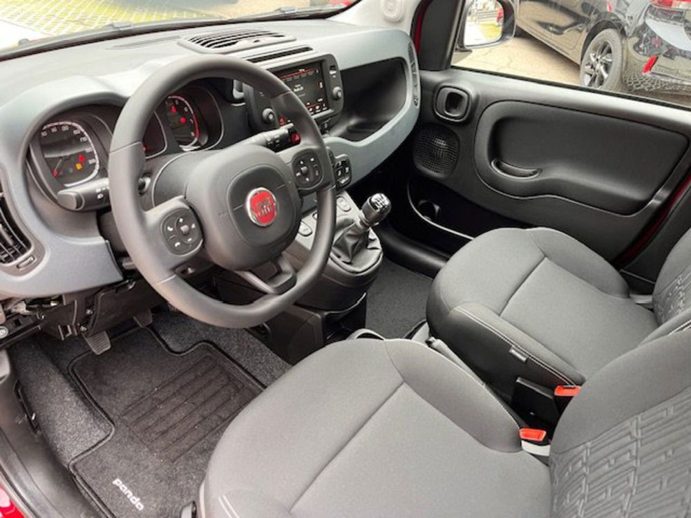 Fiat Panda Cross nuova a Milano (7)