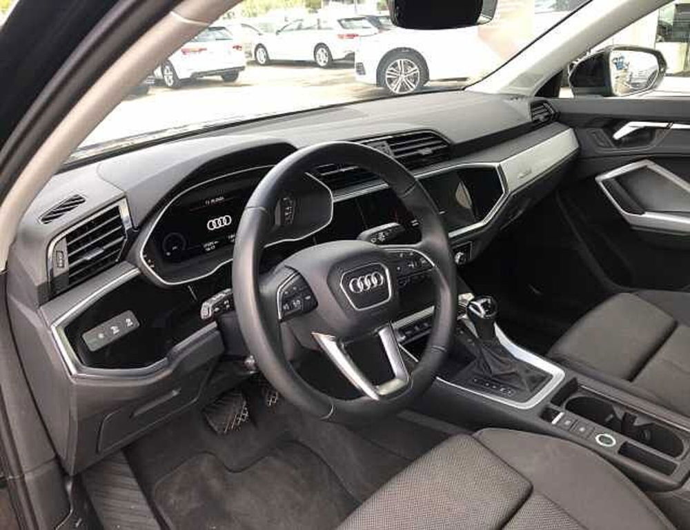 Audi Q3 Sportback usata a Lucca (10)