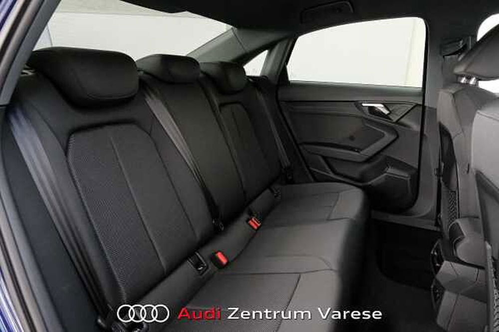 Audi A3 Sedan nuova a Varese (7)