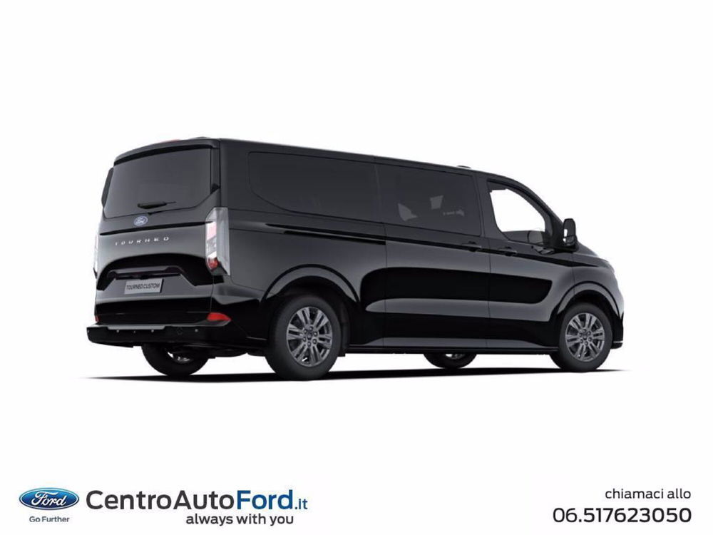 Ford Tourneo Custom nuova a Roma (3)