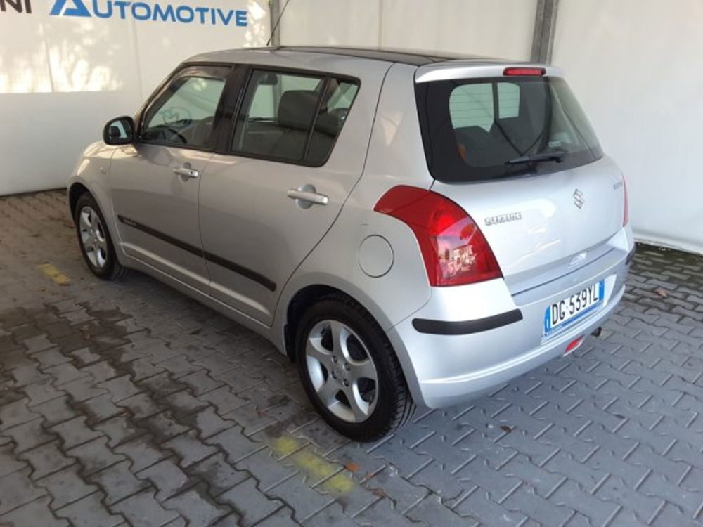 Suzuki Swift usata a Firenze (11)