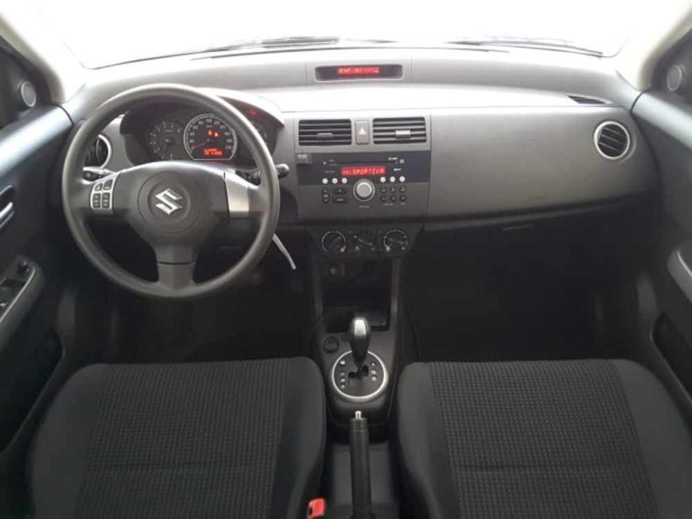 Suzuki Swift usata a Firenze (9)