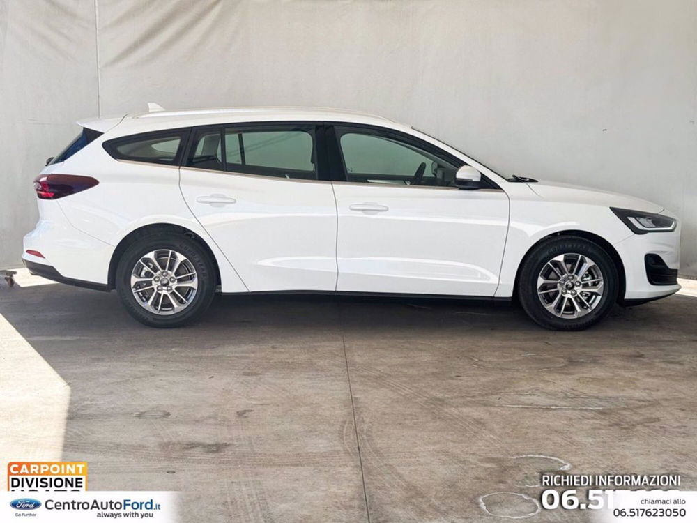 Ford Focus Station Wagon nuova a Roma (5)