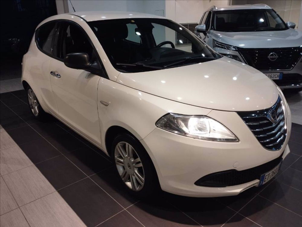 Lancia Ypsilon usata a Milano