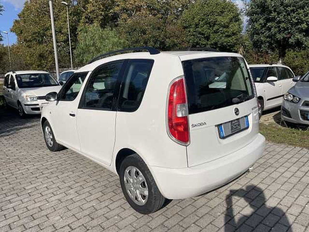 Skoda Roomster usata a Napoli (3)