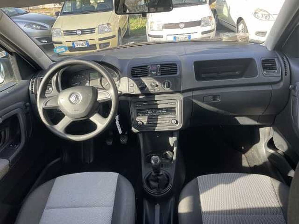 Skoda Roomster usata a Napoli (5)