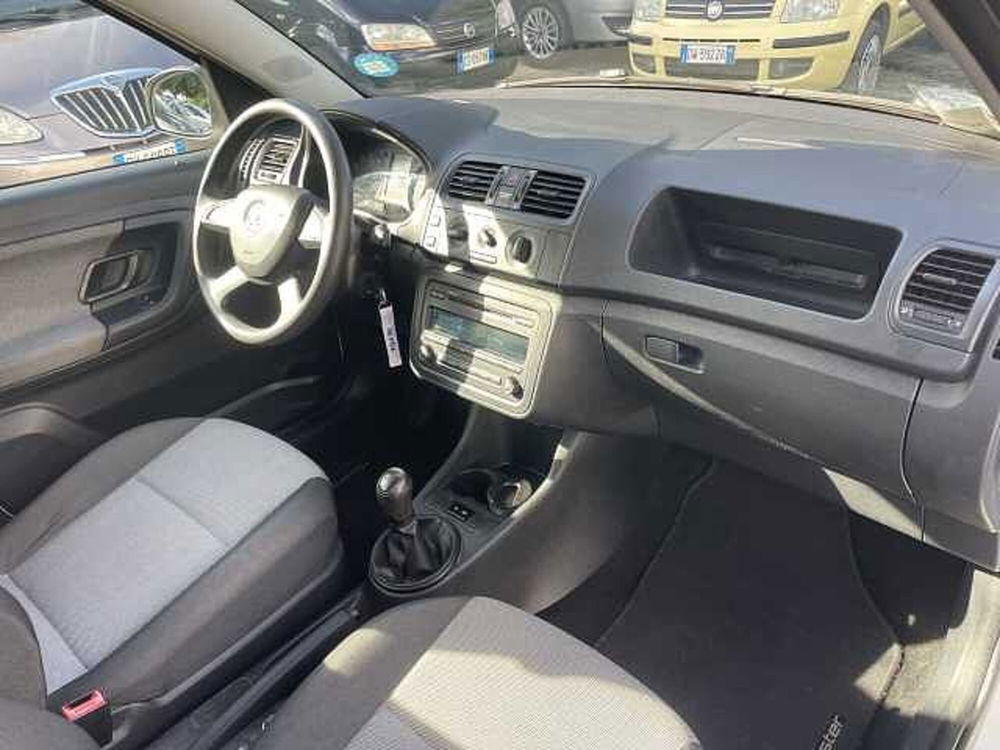 Skoda Roomster usata a Napoli (7)