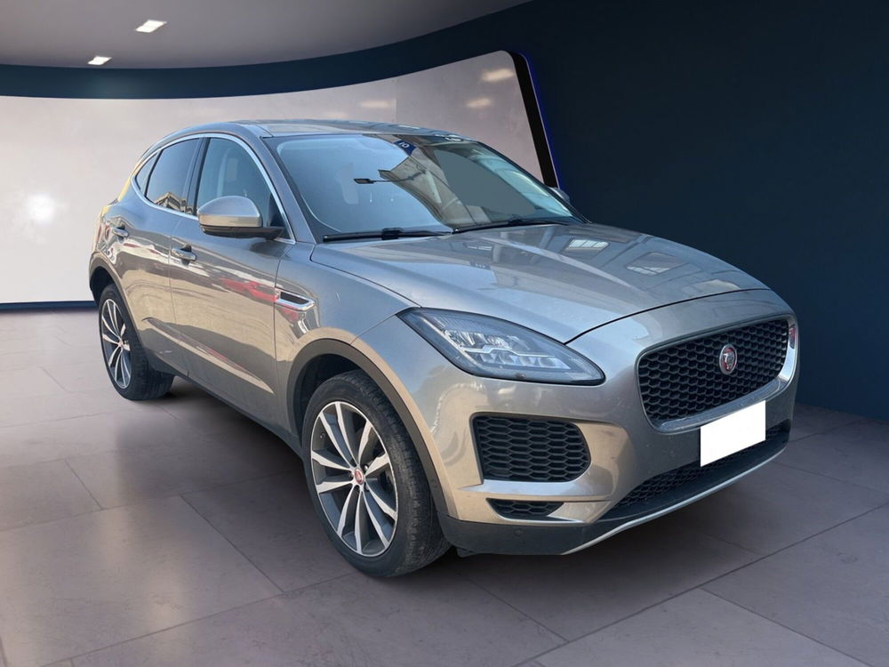 Jaguar E-Pace usata a Torino (3)