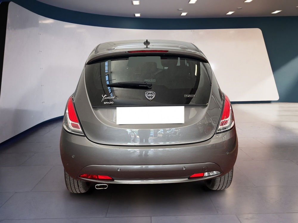 Lancia Ypsilon usata a Torino (5)