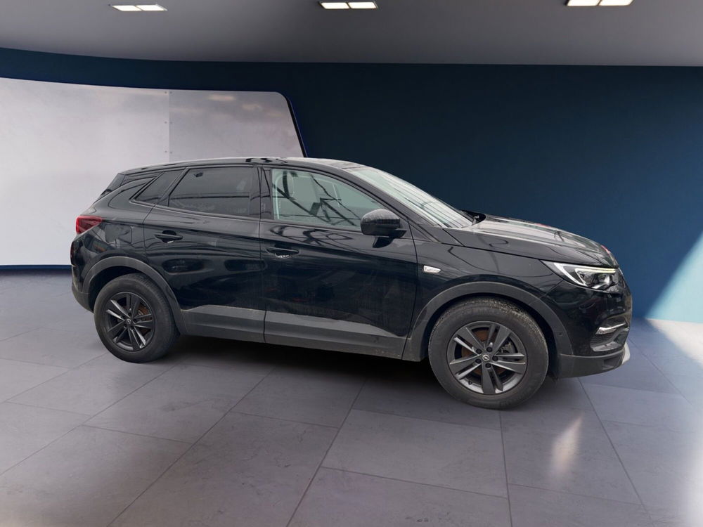 Opel Grandland X usata a Torino (6)