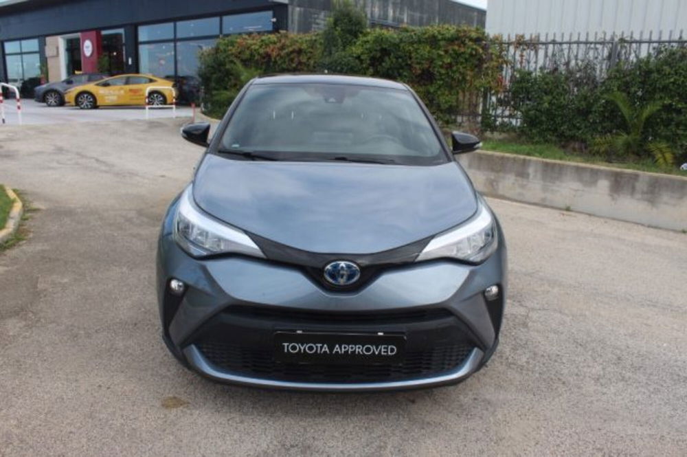 Toyota Toyota C-HR usata a Roma (5)