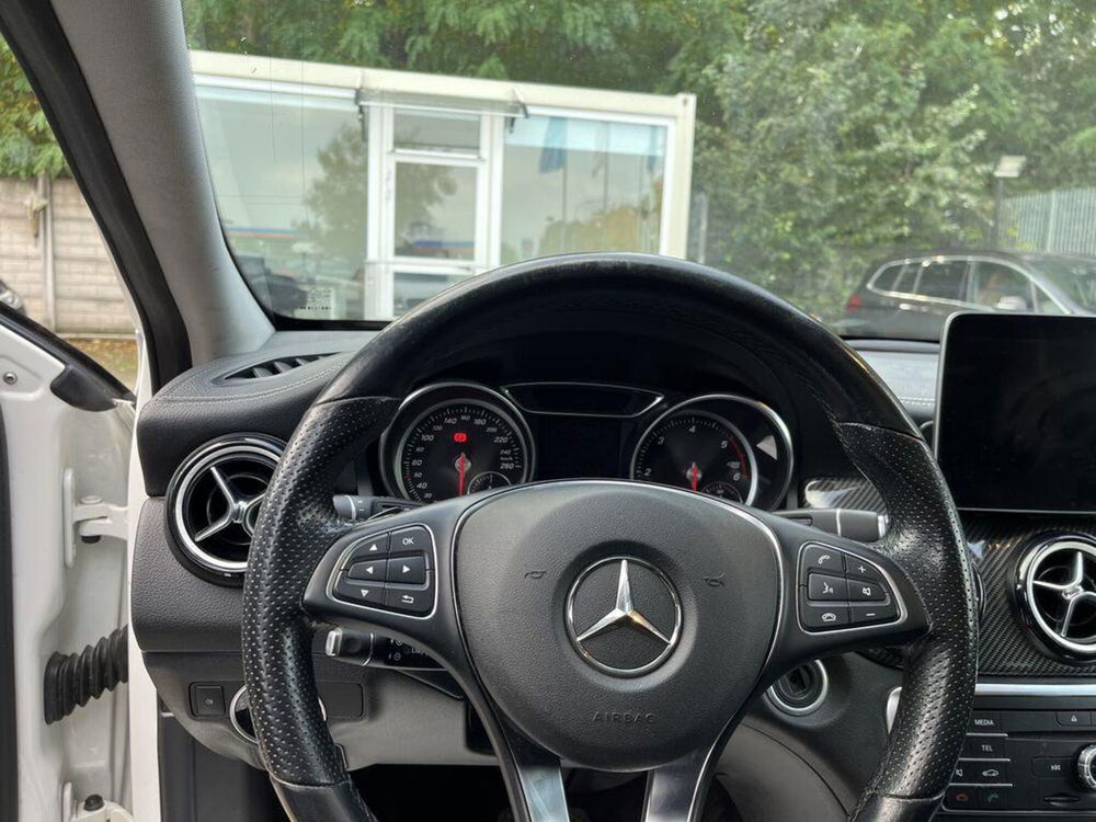 Mercedes-Benz GLA SUV usata a Alessandria (11)