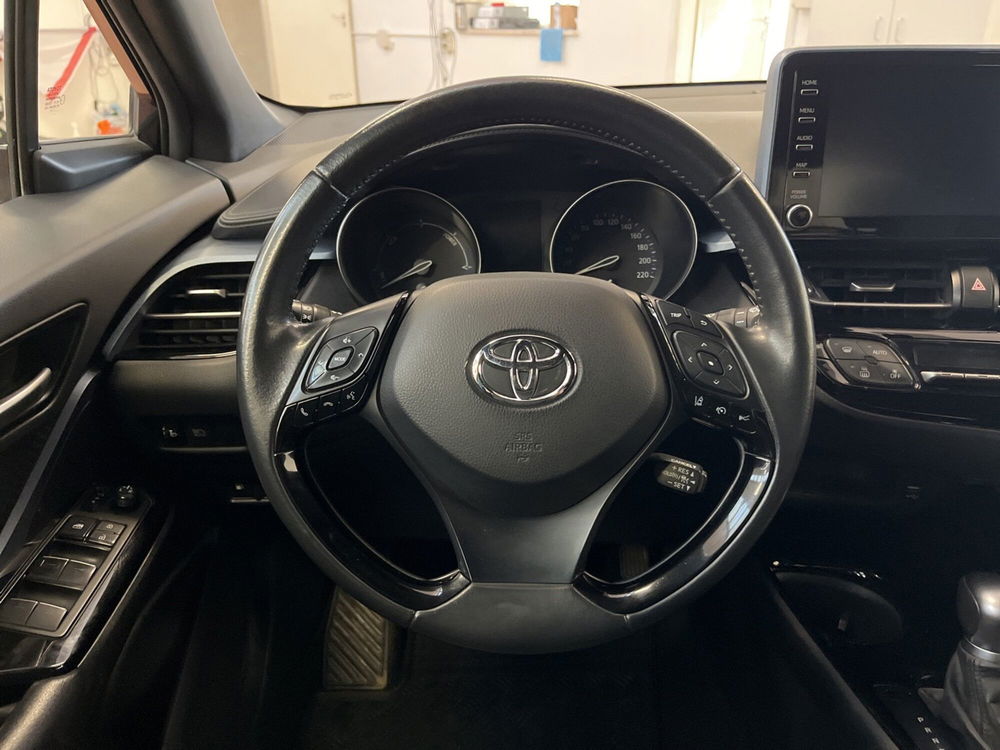 Toyota Toyota C-HR usata a Bologna (18)