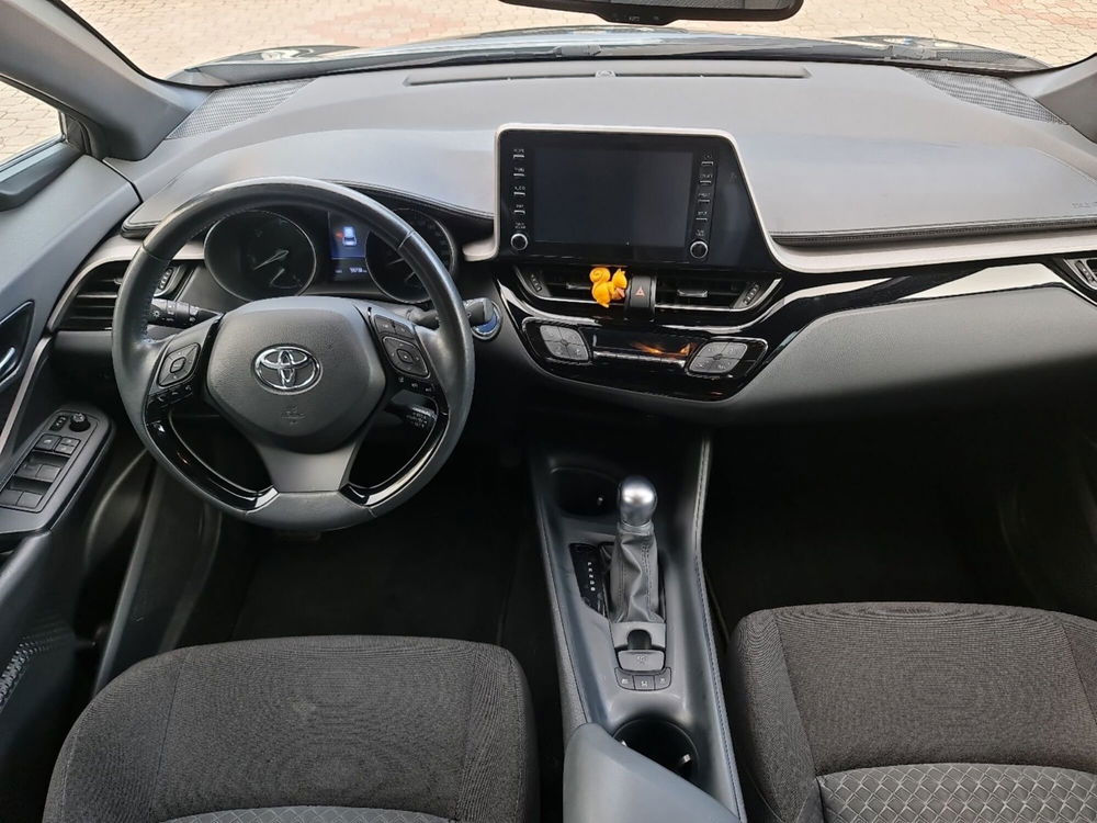 Toyota Toyota C-HR usata a Bologna (10)