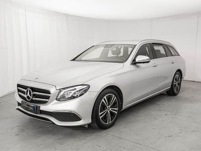 Mercedes-Benz Classe E Station Wagon 220 d 4Matic Auto Business Sport  del 2019 usata a Montecosaro