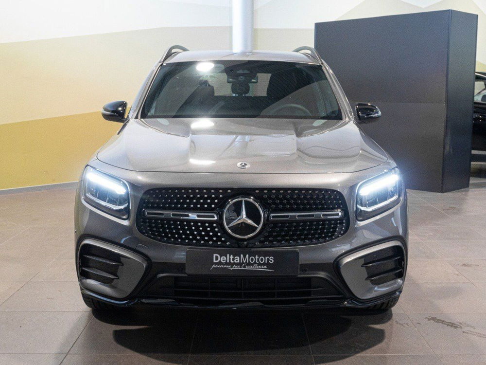 Mercedes-Benz GLB nuova a Ancona (2)