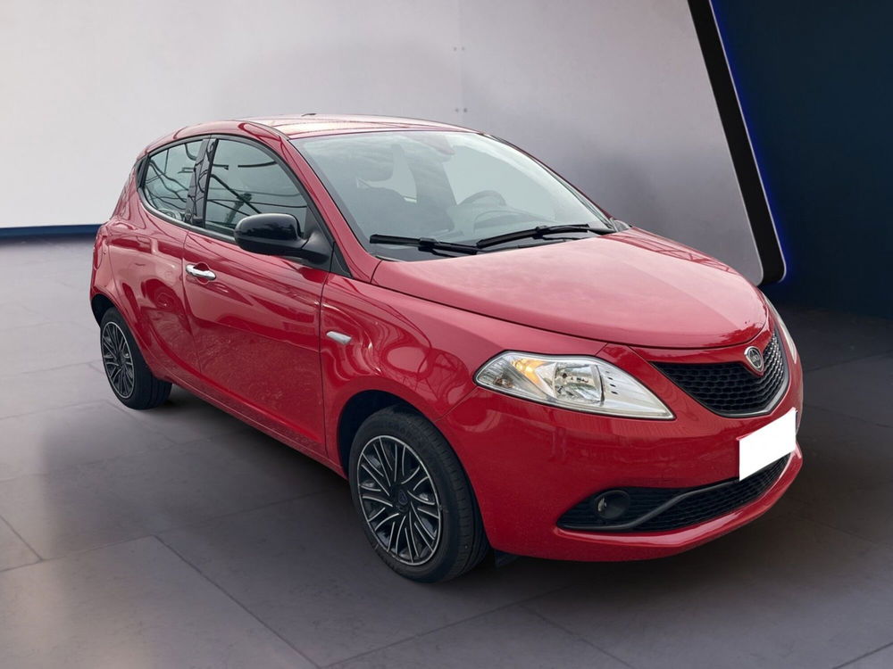 Lancia Ypsilon usata a Torino (5)