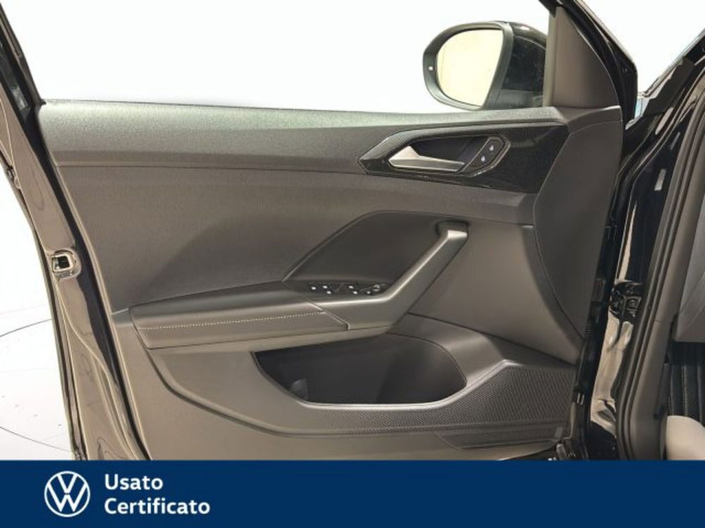 Volkswagen T-Cross nuova a Vicenza (15)