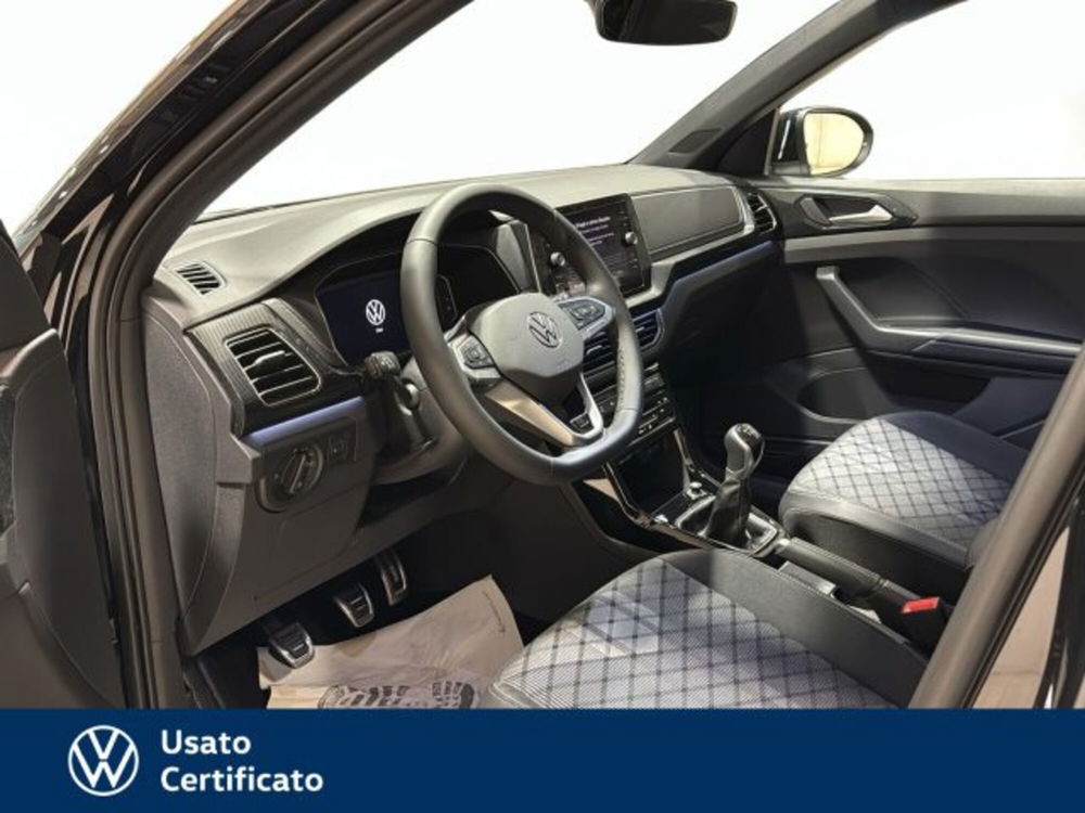 Volkswagen T-Cross nuova a Vicenza (7)