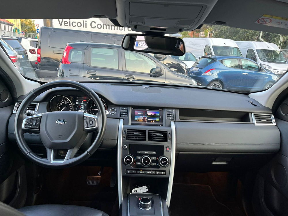 Land Rover Discovery Sport usata a Milano (17)