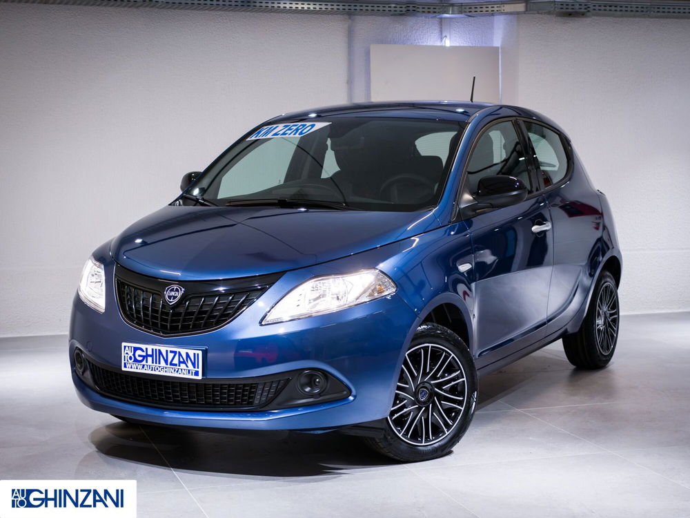 Lancia Ypsilon nuova a Bergamo