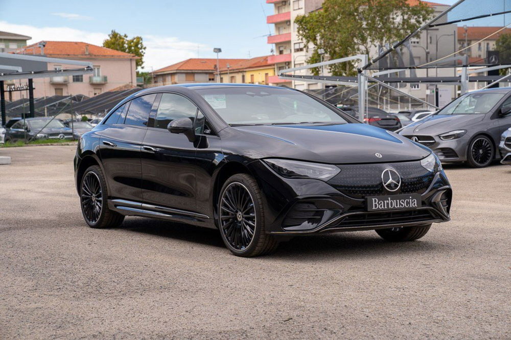 Mercedes-Benz EQE nuova a Pescara (3)