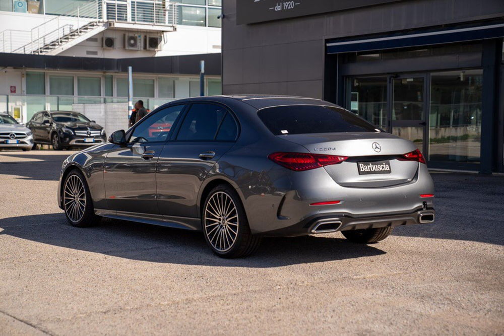 Mercedes-Benz Classe C nuova a Pescara (6)