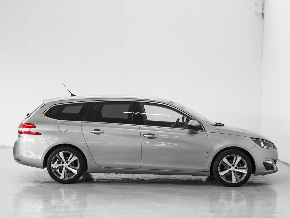 Peugeot 308 SW usata a Prato (4)