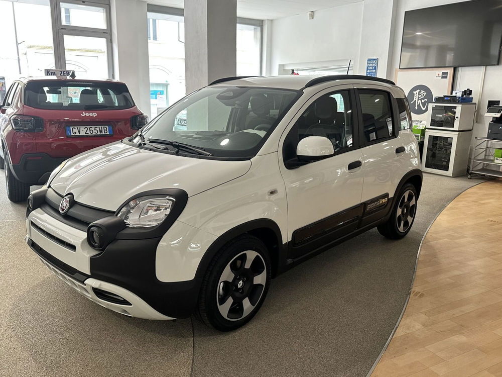 Fiat Panda Cross nuova a Cremona