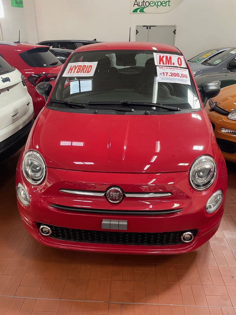 Fiat 500 nuova a Lucca (2)