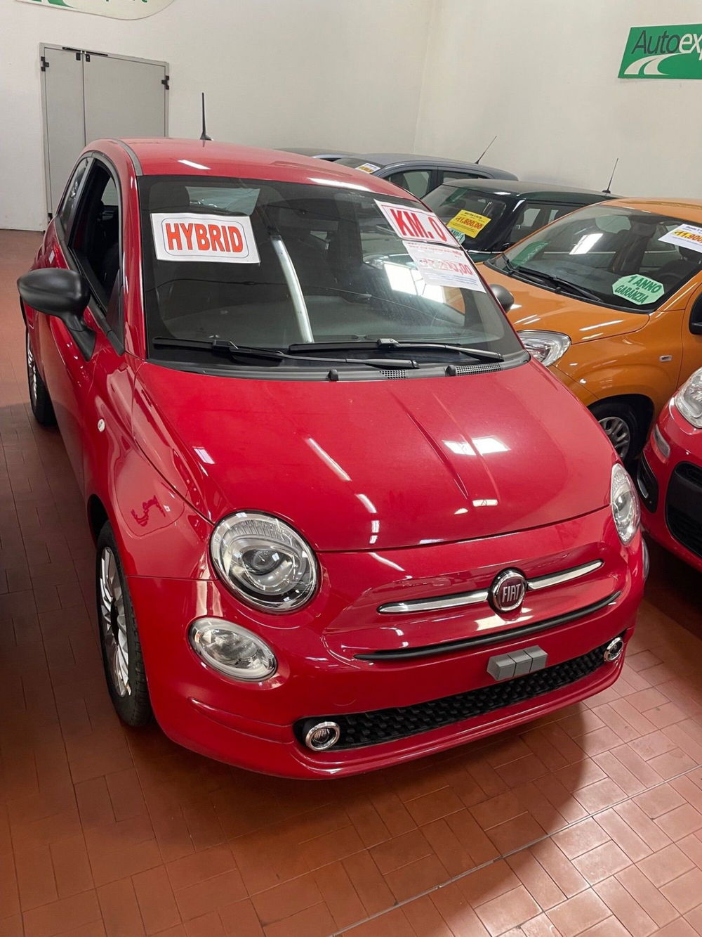 Fiat 500 nuova a Lucca (3)