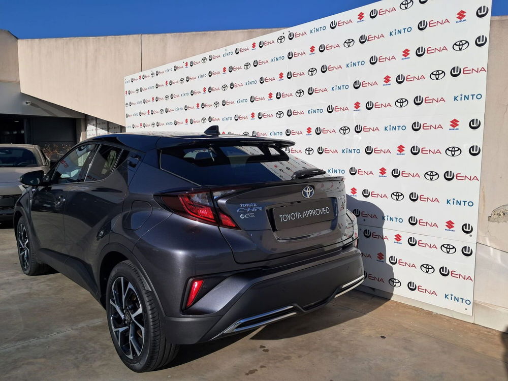 Toyota Toyota C-HR usata a Cagliari (8)