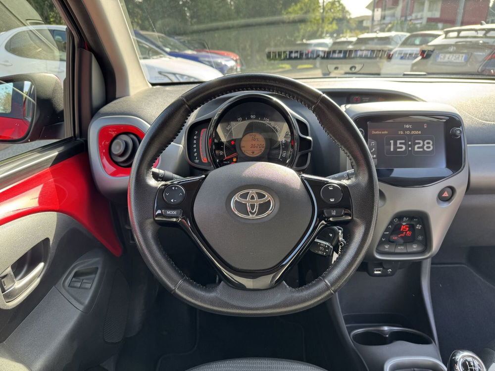 Toyota Aygo usata a Como (9)