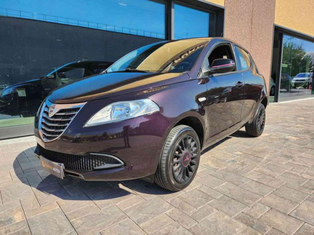 Lancia Ypsilon usata a Ancona (6)