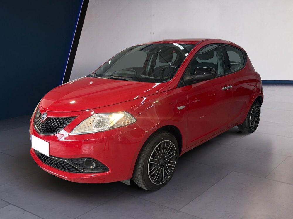 Lancia Ypsilon usata a Torino (2)