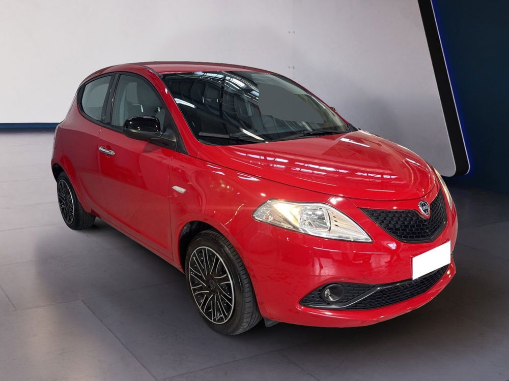 Lancia Ypsilon usata a Torino (3)