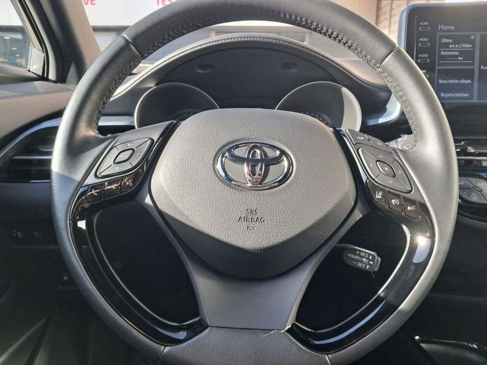 Toyota Toyota C-HR usata a Cagliari (18)