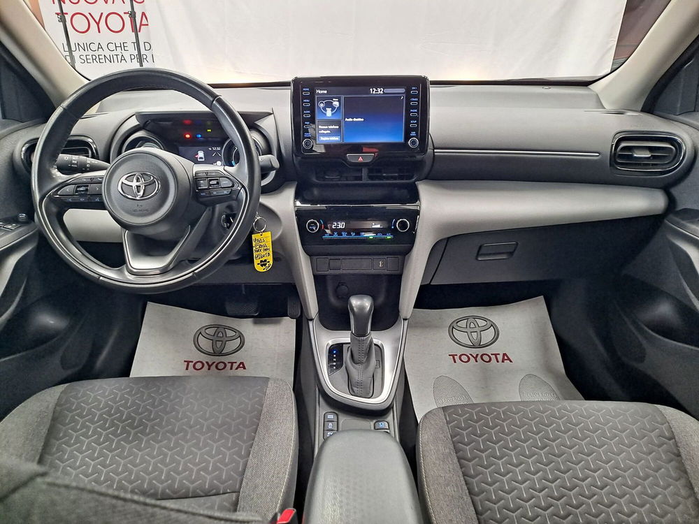 Toyota Yaris Cross usata a Roma (10)