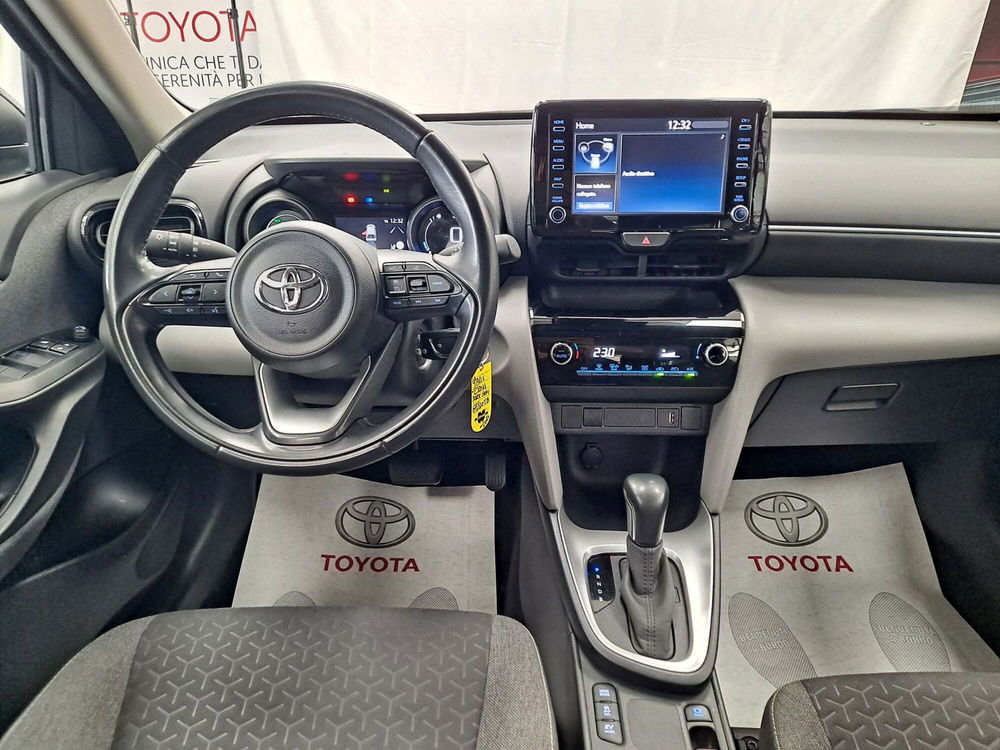 Toyota Yaris Cross usata a Roma (11)