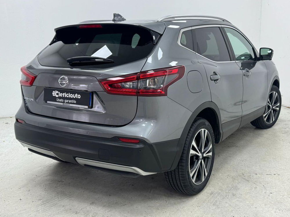 Nissan Qashqai usata a Como (2)