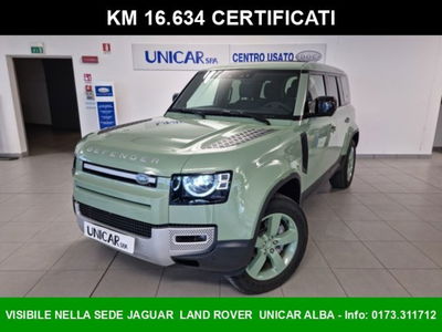 Land Rover Defender 110 3.0D I6 300 CV AWD Auto 75th Limited Edition del 2024 usata a Alba